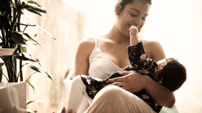 Dealing with the challenges of breastfeeding